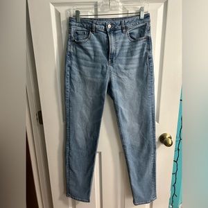 American Eagle Mom Jeans